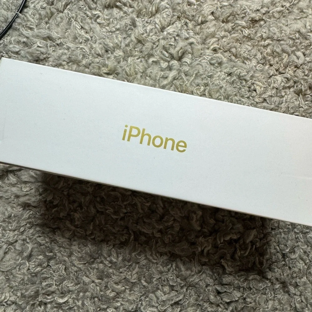 Empty iPhone 11 box
